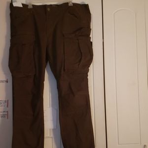 Cargo pants olive green